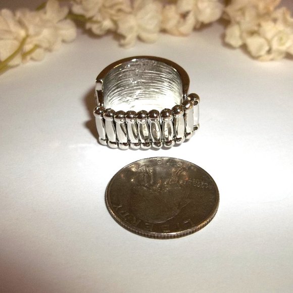 Silver Ring Costume Jewelry Faux White Diamond Rhinestone Stretch Band C241 - Picture 4 of 5